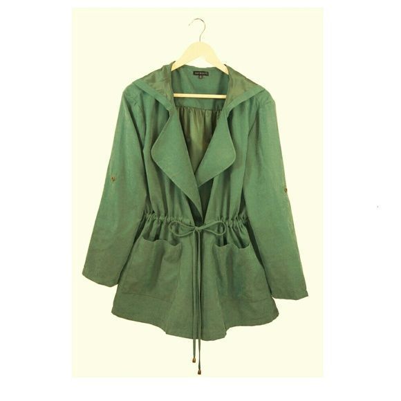 🎉Host Pick: Green Suede Hooded Jacket - Plus Size - Picture 4 of 4